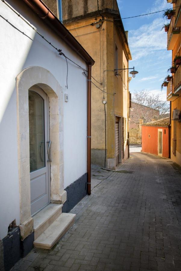 Il Piccolo Loft Holiday Home Палаццоло-Акреиде Экстерьер фото